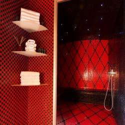 Red hammam - hell - Vice Versa Hotel Paris  - Photos